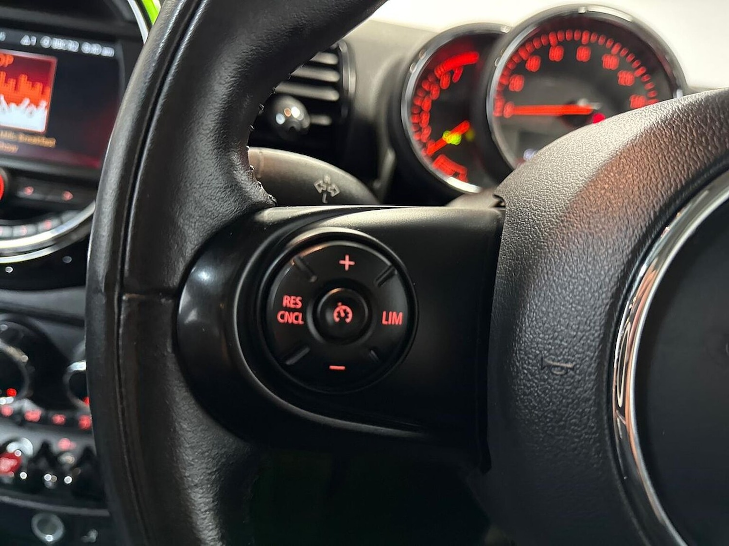 Used MINI Clubman 2020 for sale - 76490581: Photo 24