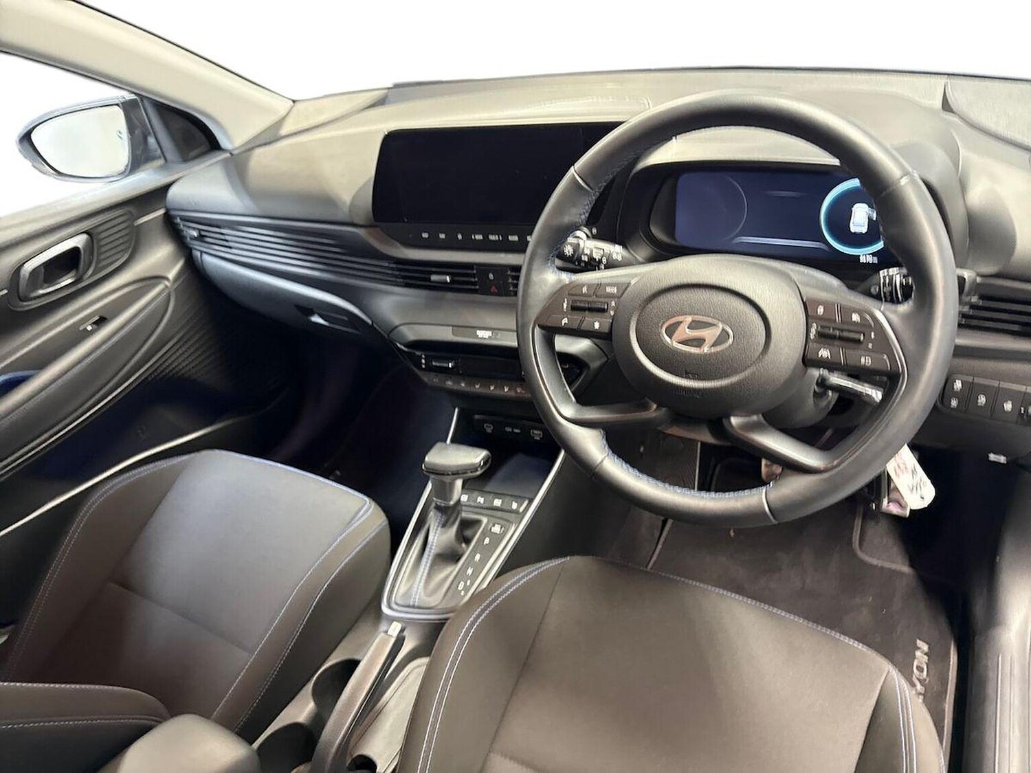 Used Hyundai BAYON 2024 for sale - 76305414: Photo 8