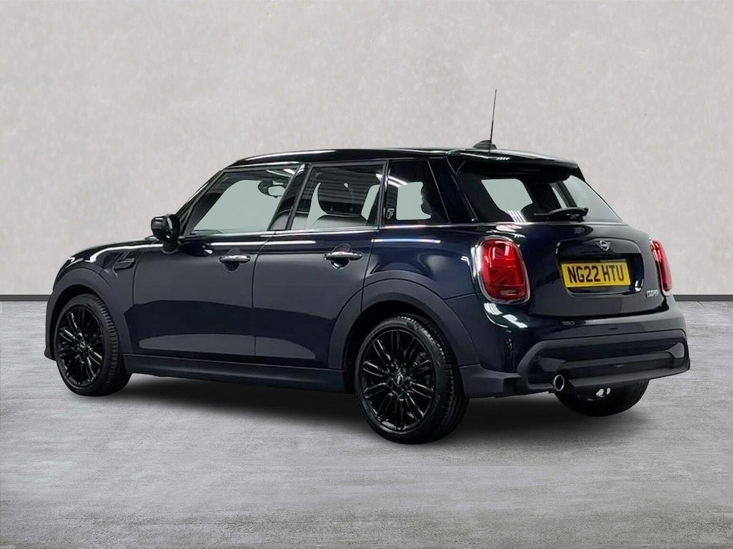 Used MINI Hatch 2022 for sale - 77715433: Photo 2