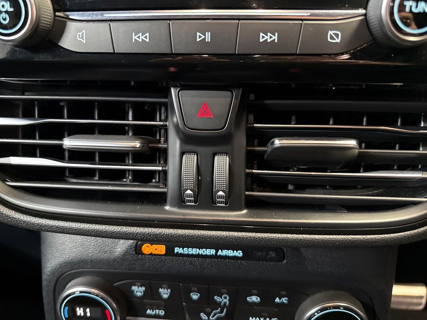 Used Ford Kuga 2022 for sale - 76565433: Photo 22