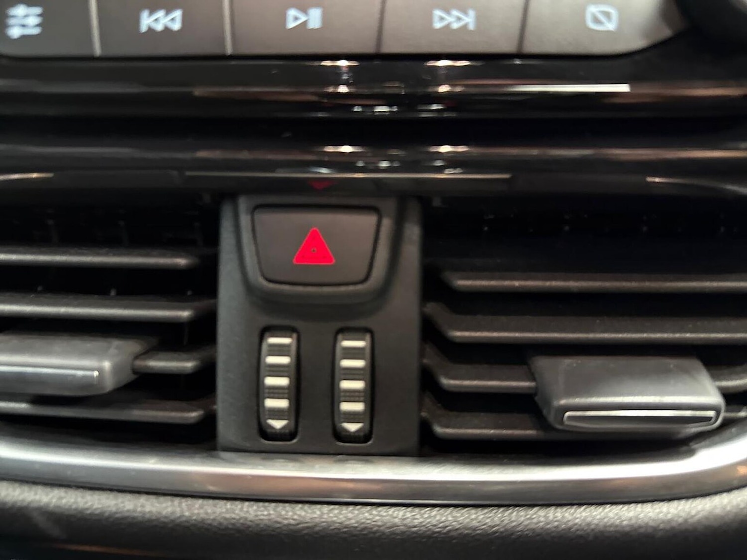 Used Ford Puma 2020 for sale - 76212042: Photo 22