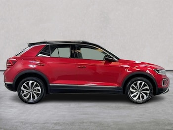 Used Volkswagen T-Roc 2023 for sale - 79483080: Photo