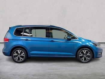 Used Volkswagen Touran 2020 for sale - 78894440: Photo