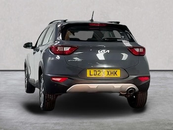 Used Kia Stonic 2023 for sale - 78681688: Photo