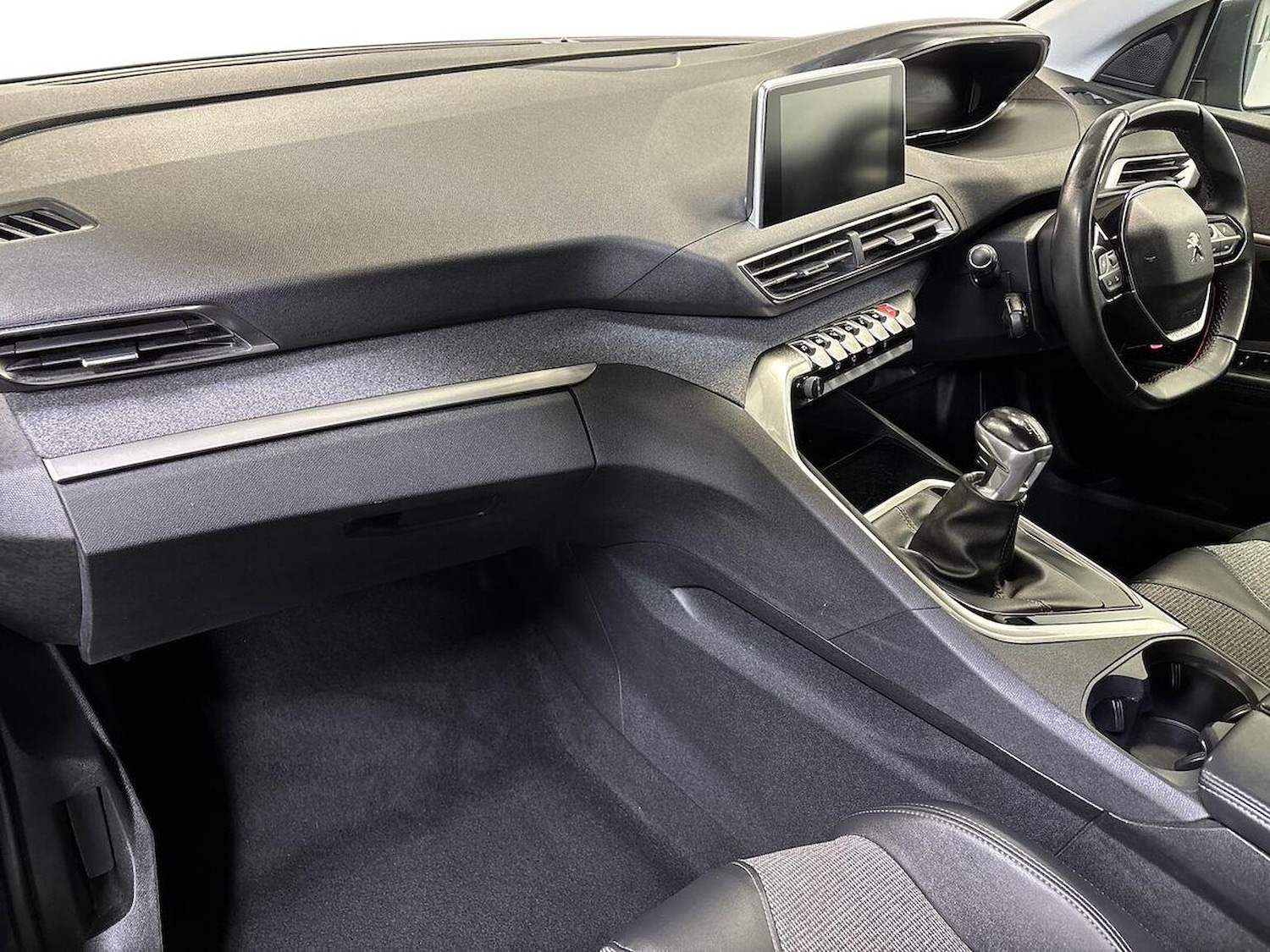 Used Peugeot 5008 2019 for sale - 76643613: Photo 7