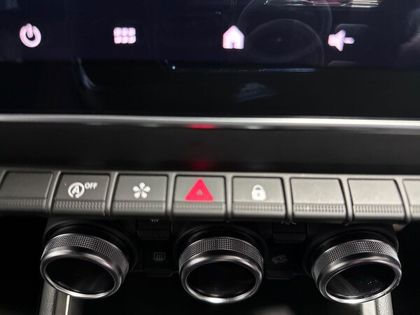 Used Renault Clio 2023 for sale - 76275144: Photo 22