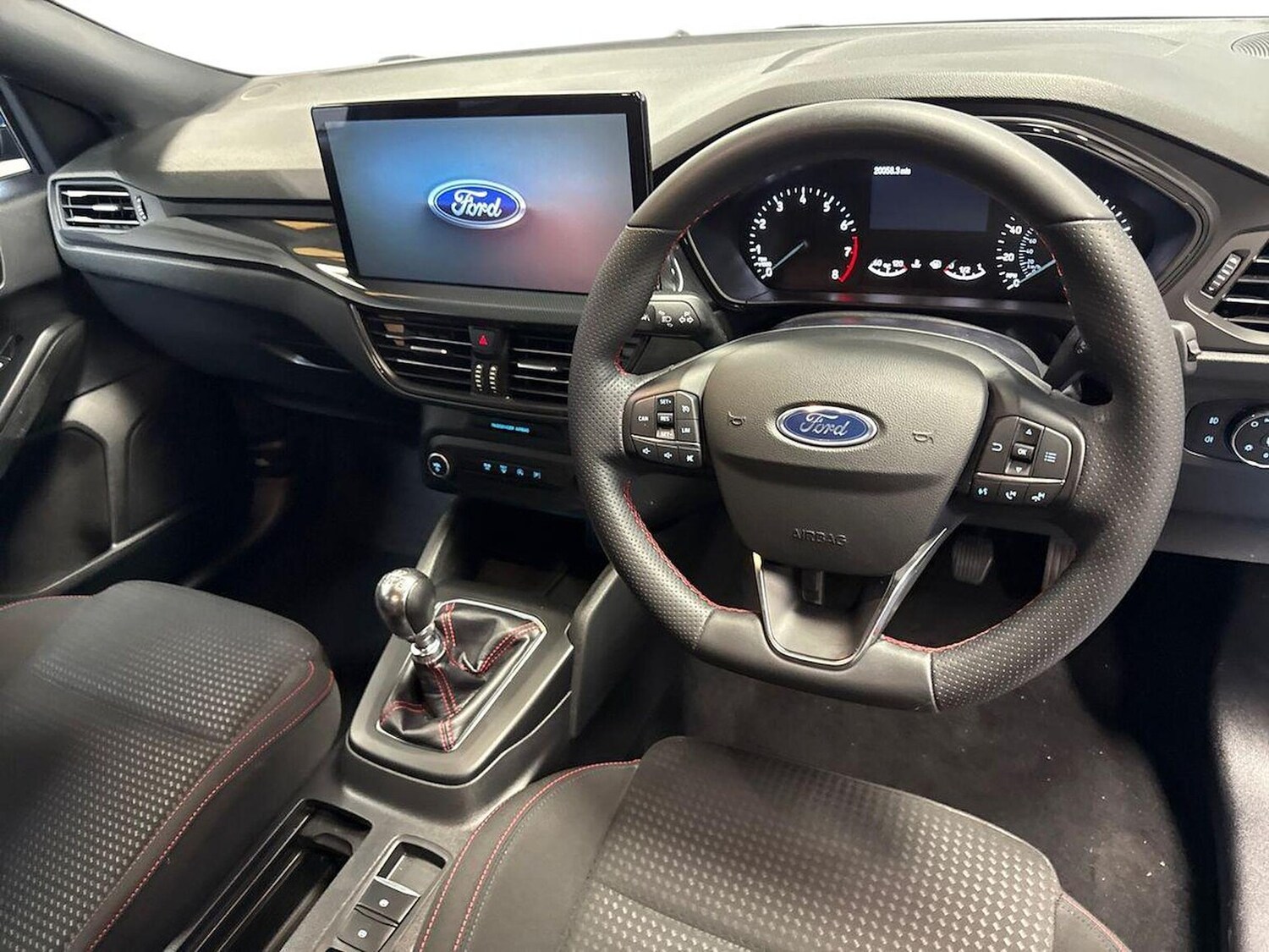 Used Ford Focus 2023 for sale - 76363387: Photo 15