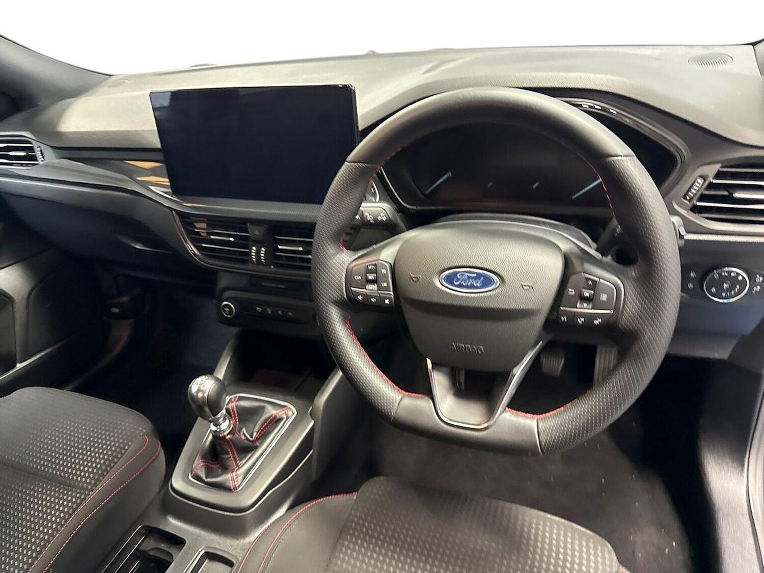 Used Ford Focus 2023 for sale - 76363387: Photo 9