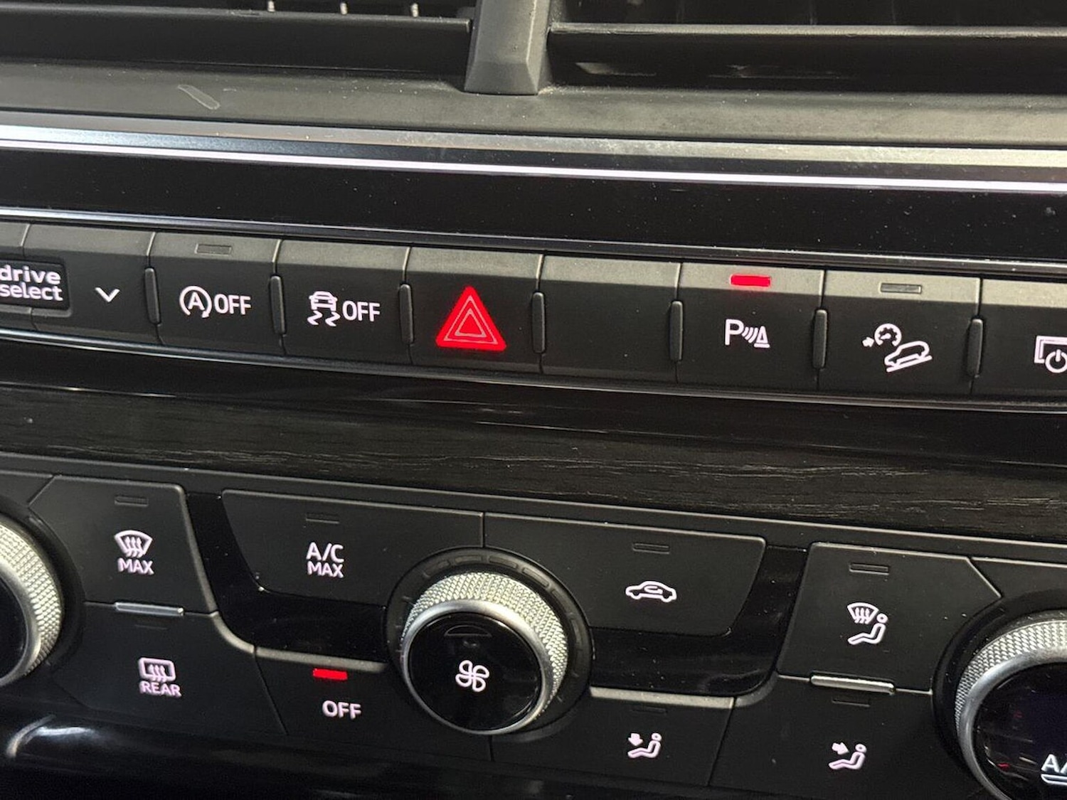 Used Audi Q7 2018 for sale - 76924608: Photo 22