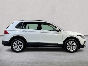 Used Volkswagen Tiguan 2024 for sale - 76114318: Photo 3