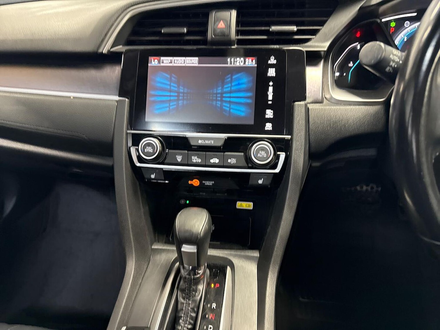 Used Honda Civic 2019 for sale - 76794866: Photo 11