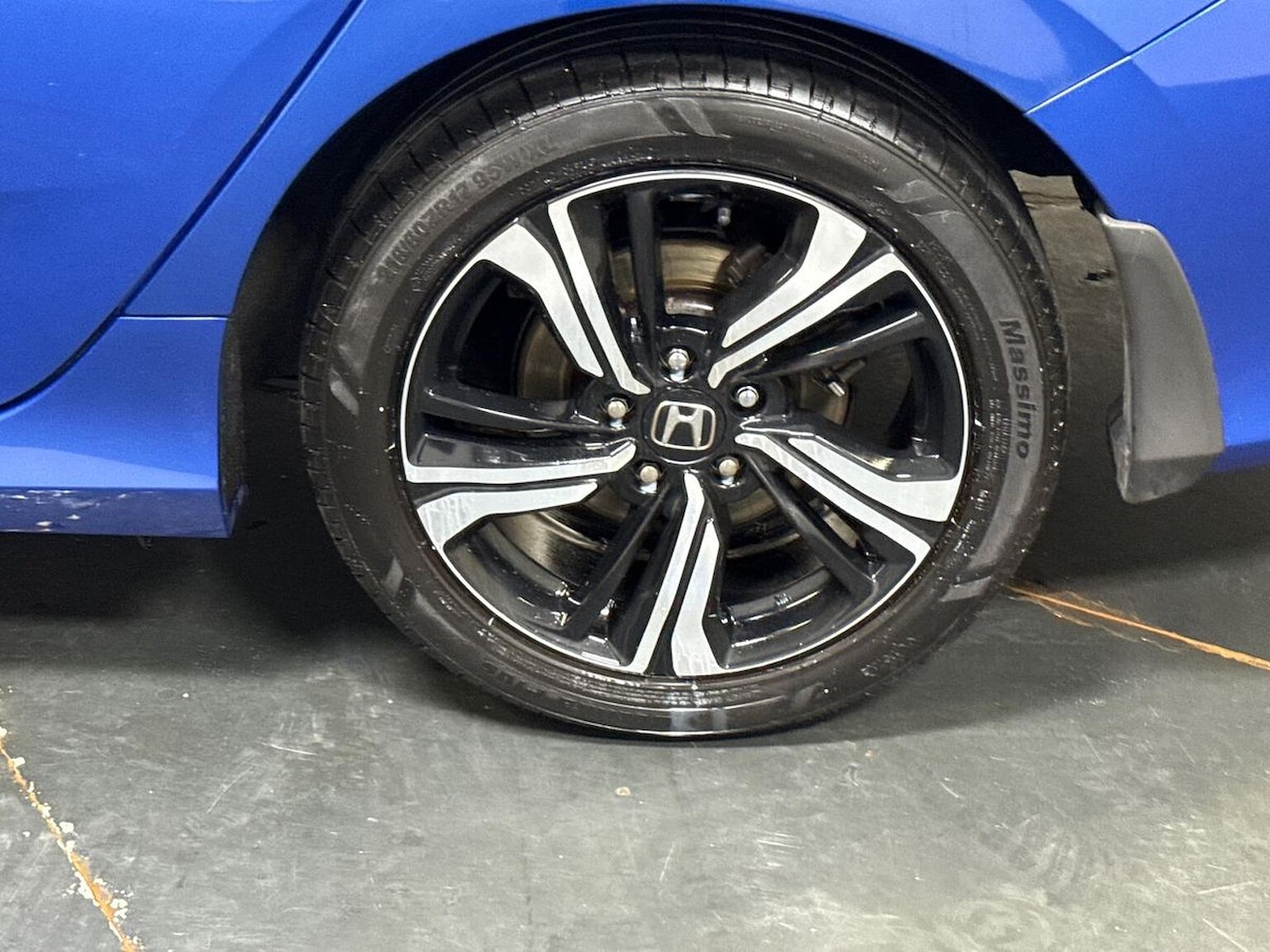 Used Honda Civic 2019 for sale - 76794866: Photo 6