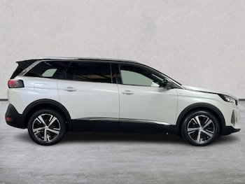 Used Peugeot 5008 2023 for sale - 78872015: Photo