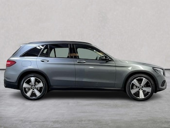 Used Mercedes-Benz GLC 2018 for sale - 76045973: Photo