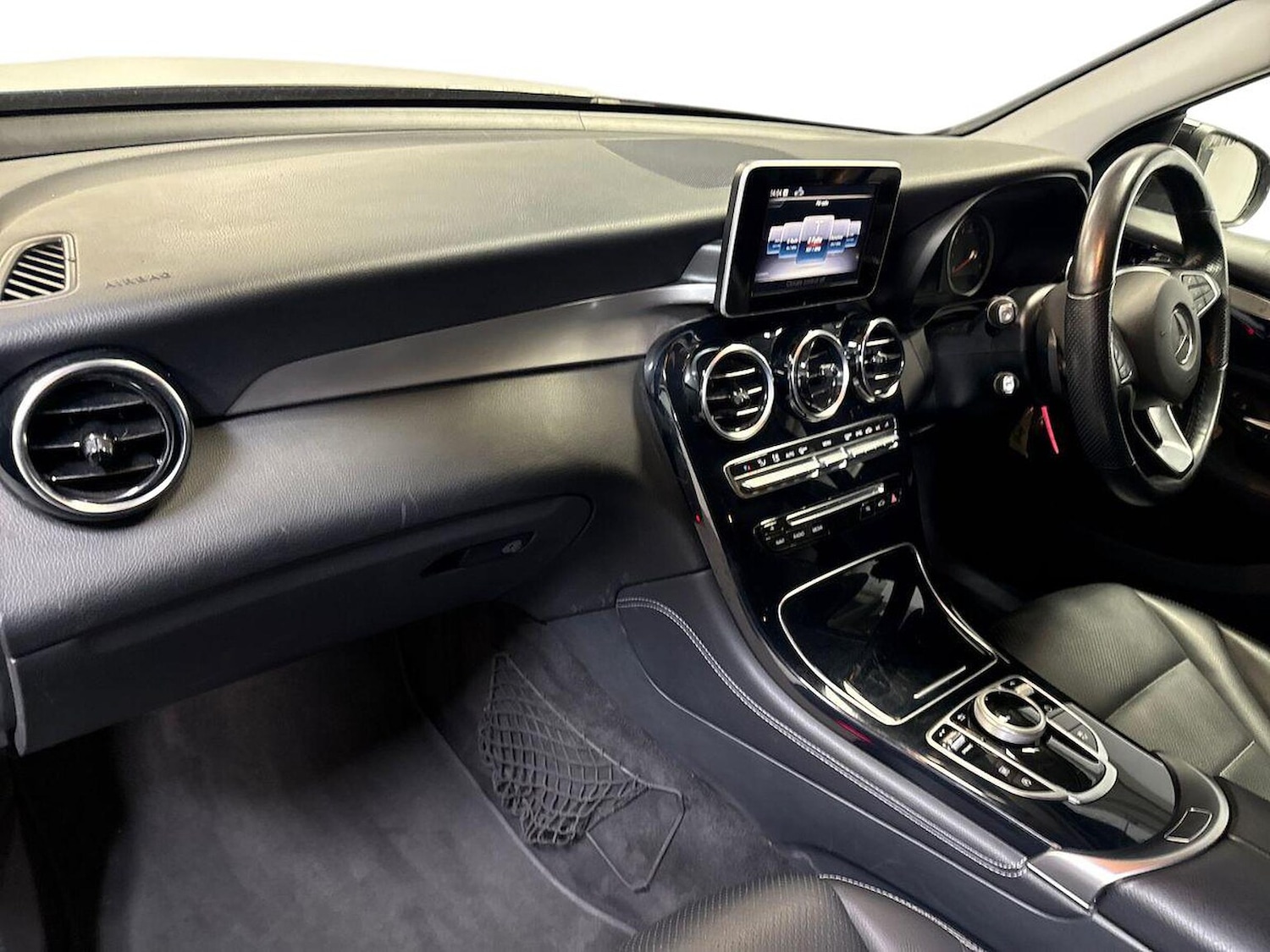Used Mercedes-Benz GLC 2018 for sale - 76045973: Photo 7