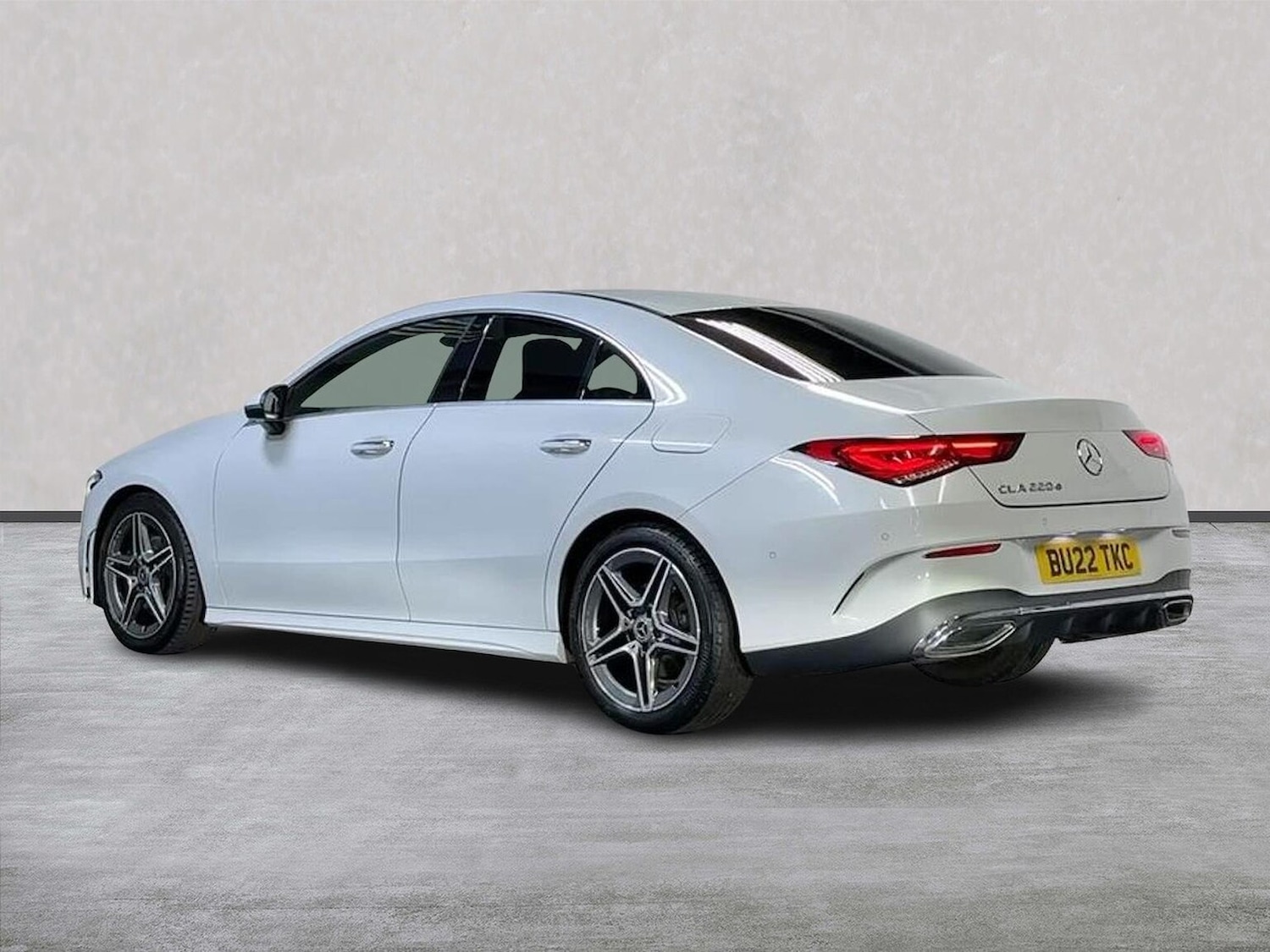 Used Mercedes-Benz CLA 2022 for sale - 76945898: Photo 2