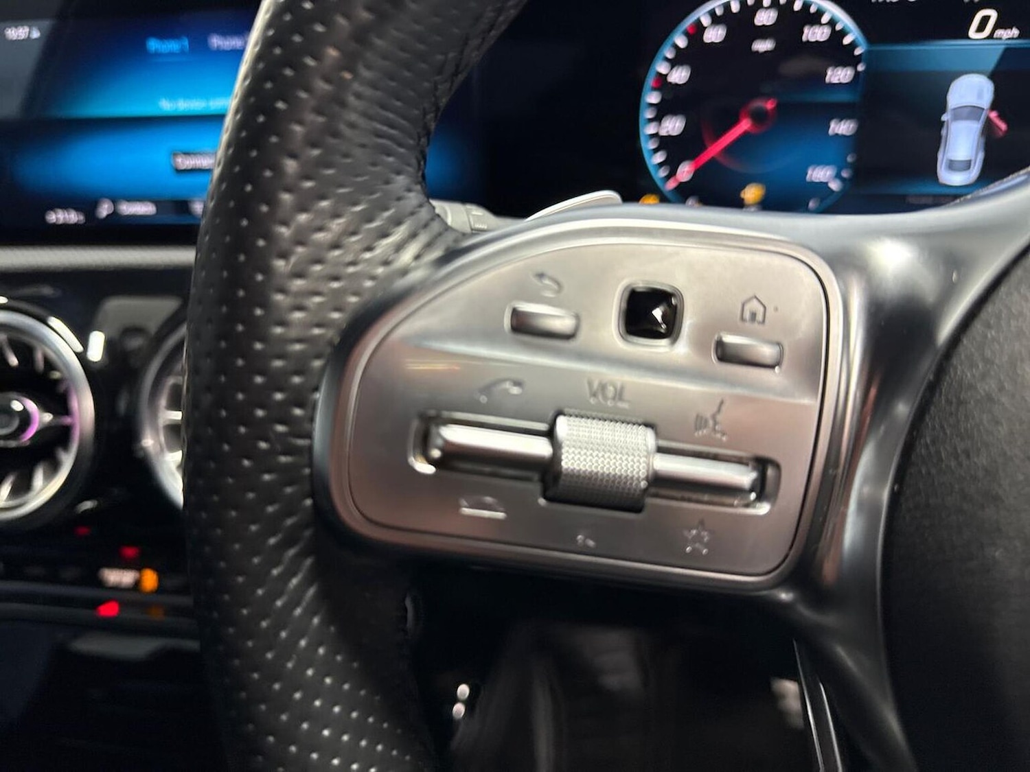 Used Mercedes-Benz CLA 2022 for sale - 76945898: Photo 24