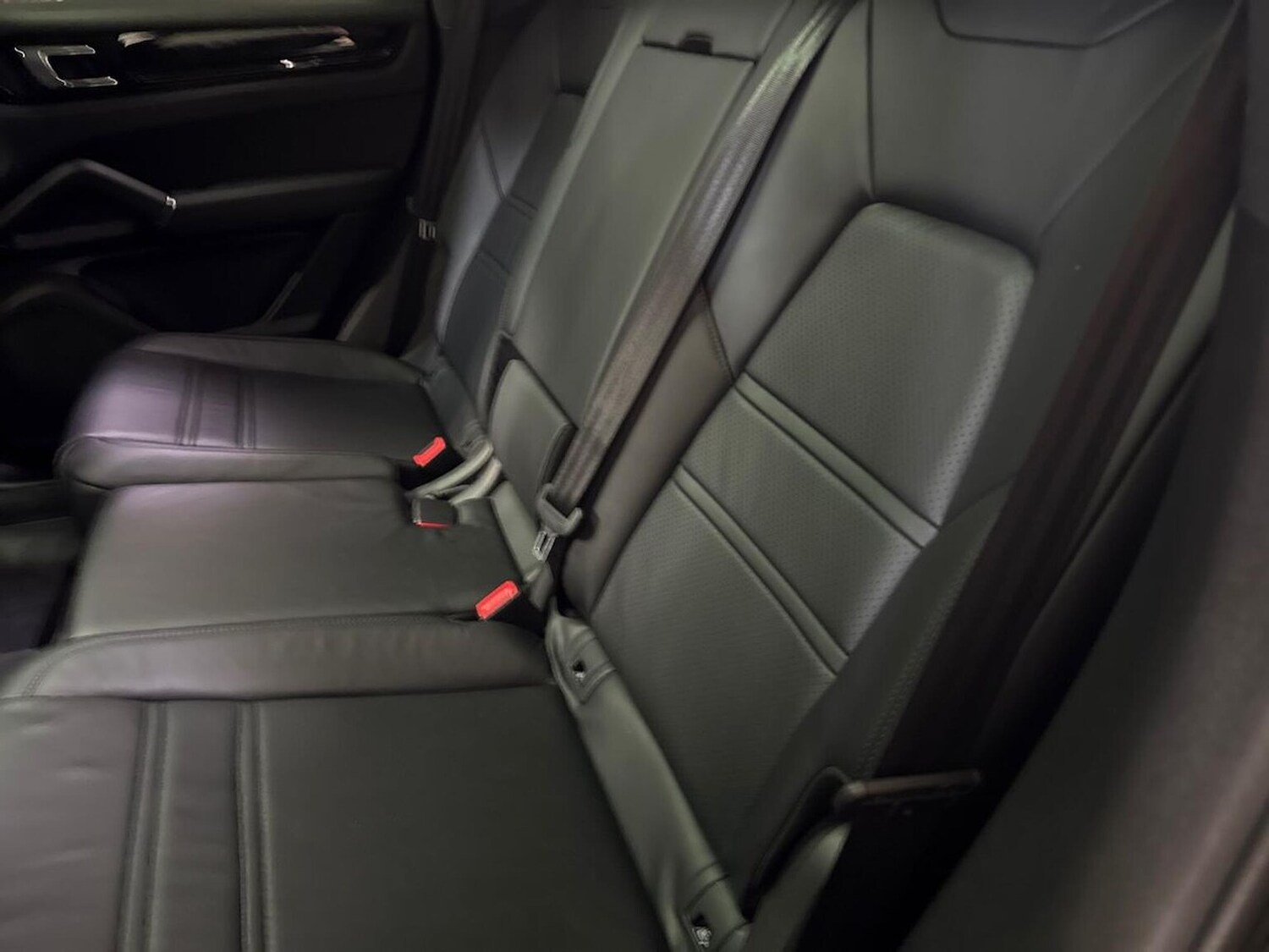 Used Porsche Cayenne 2022 for sale - 76293058: Photo 16