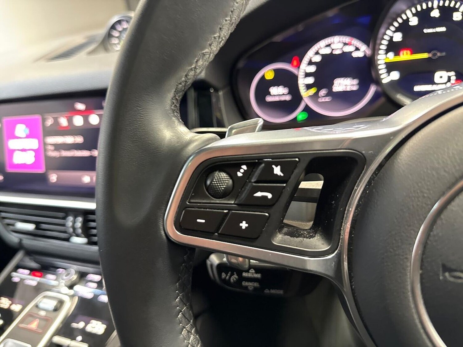 Used Porsche Cayenne 2022 for sale - 76293058: Photo 24