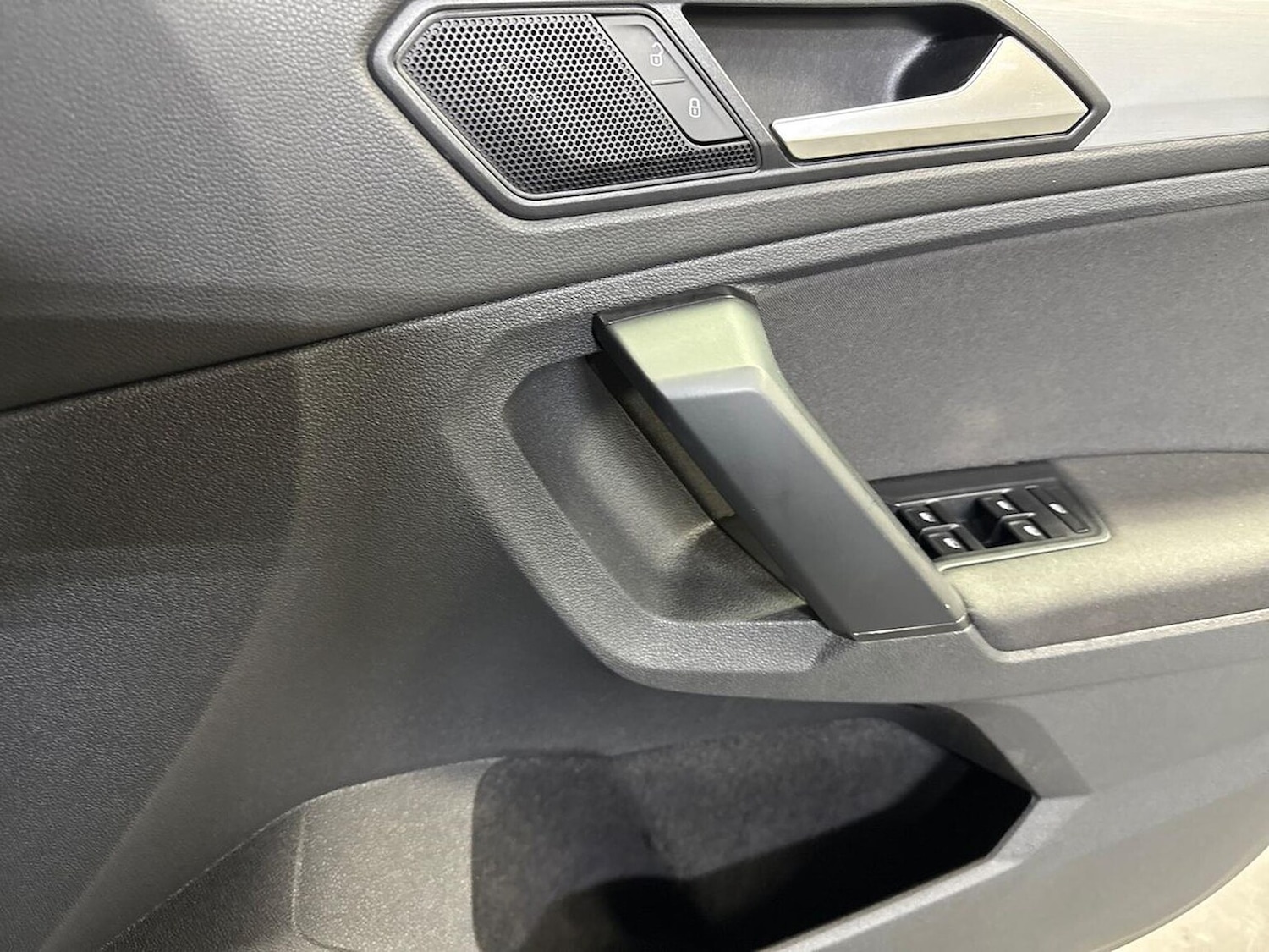 Used Volkswagen Tiguan 2020 for sale - 76365039: Photo 21