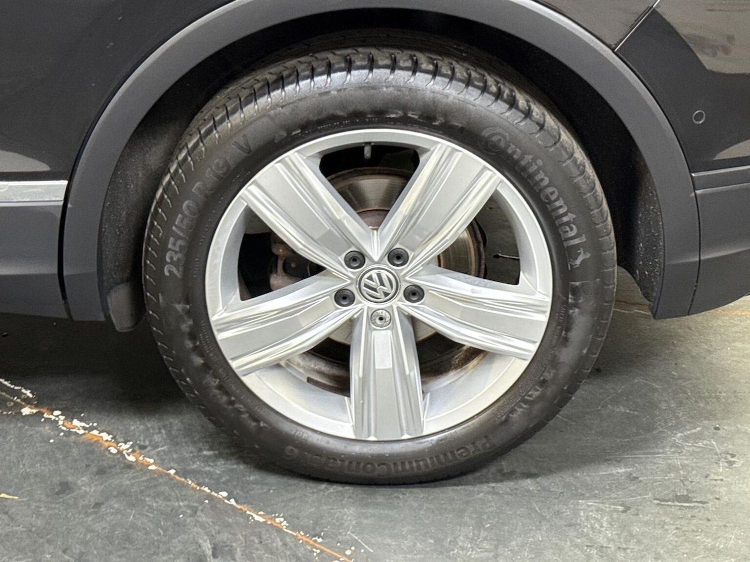 Used Volkswagen Tiguan 2020 for sale - 76365039: Photo 6