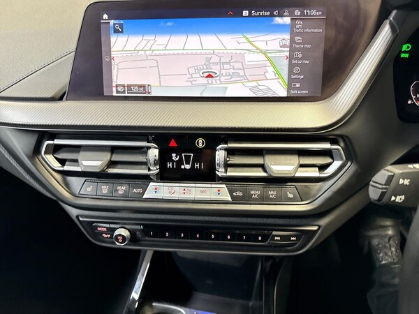 Used BMW 1 Series 2024 for sale - 76040685: Photo 11