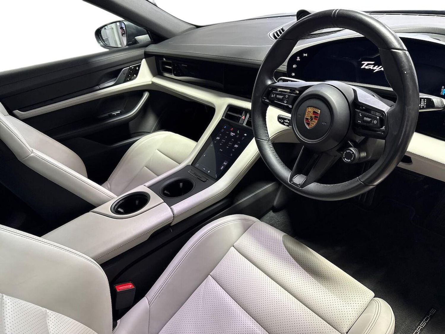 Used Porsche Taycan 2020 for sale - 78191952: Photo 17