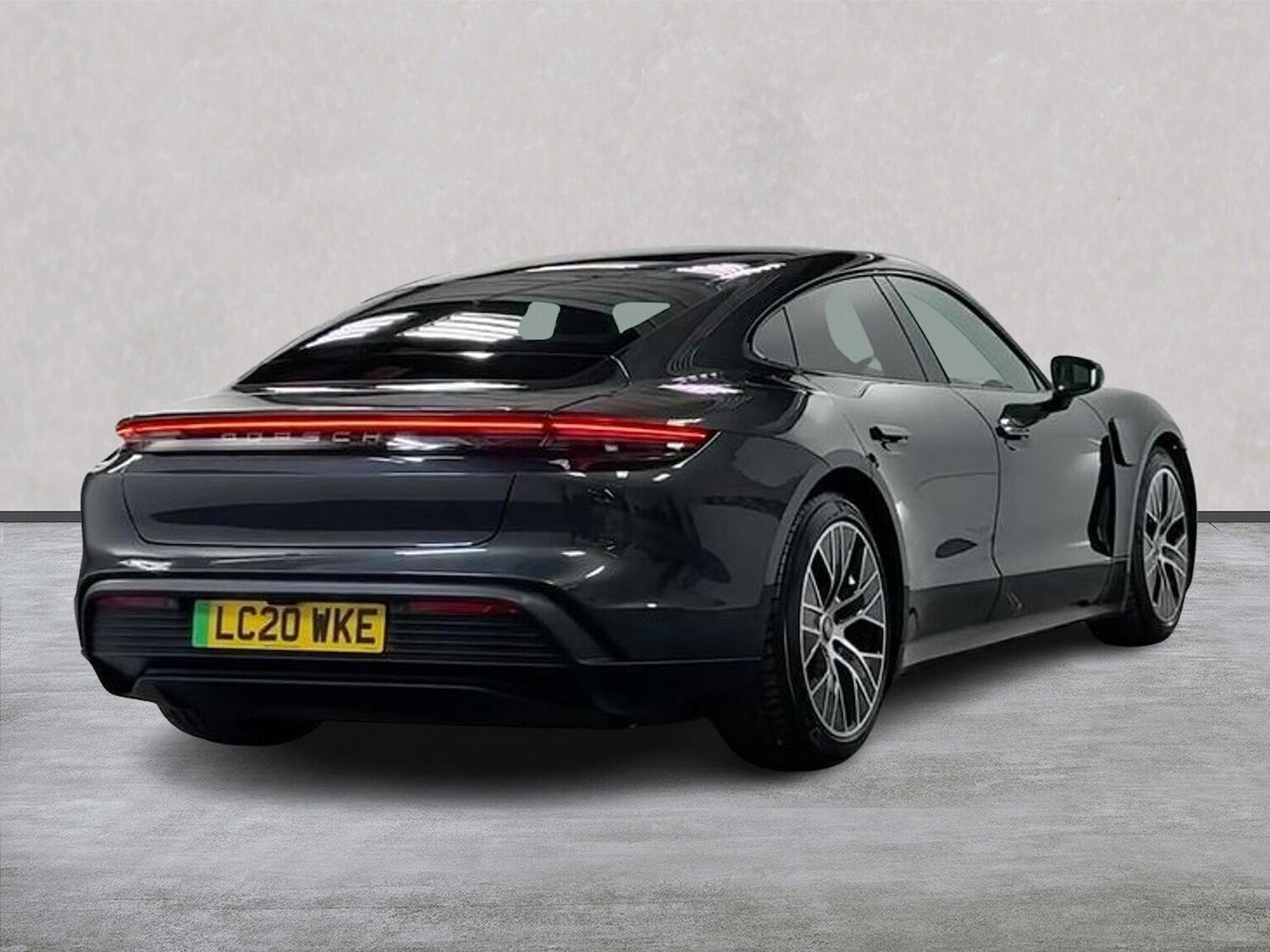 Used Porsche Taycan 2020 for sale - 78191952: Photo 20