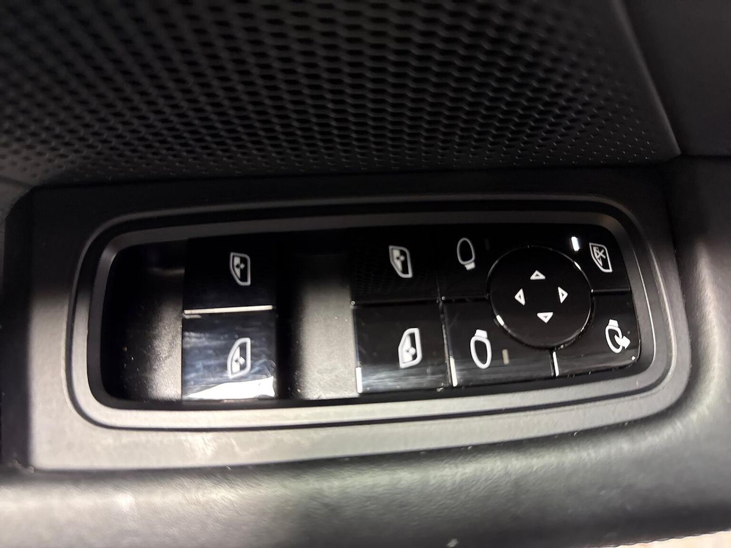 Used Porsche Taycan 2020 for sale - 78191952: Photo 23