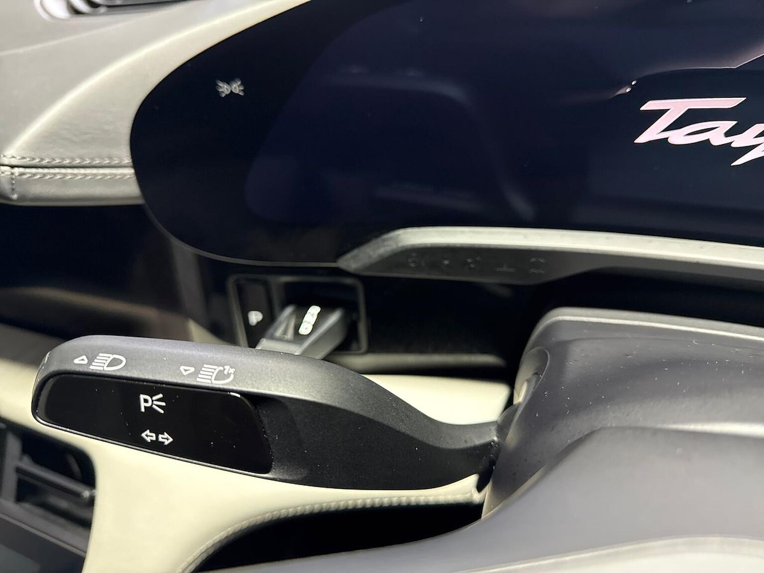 Used Porsche Taycan 2020 for sale - 78191952: Photo 31