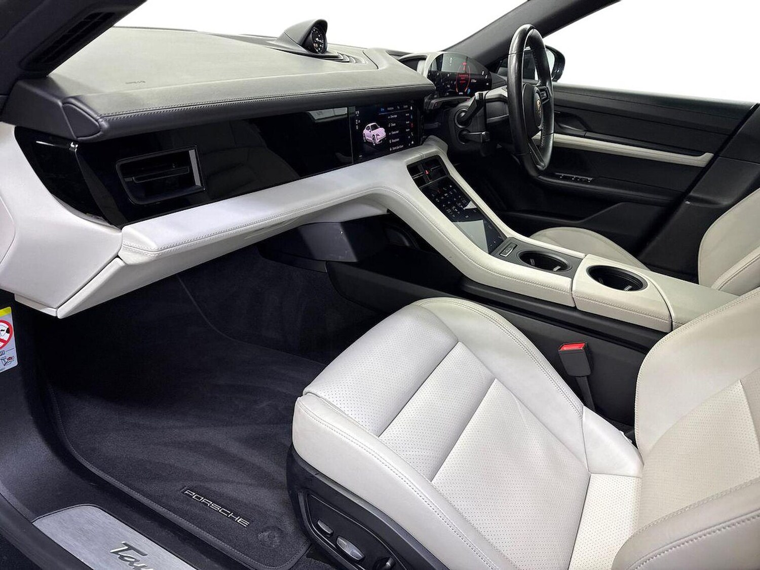 Used Porsche Taycan 2020 for sale - 78191952: Photo 9