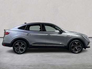 Used Renault Arkana 2023 for sale - 78191520: Photo