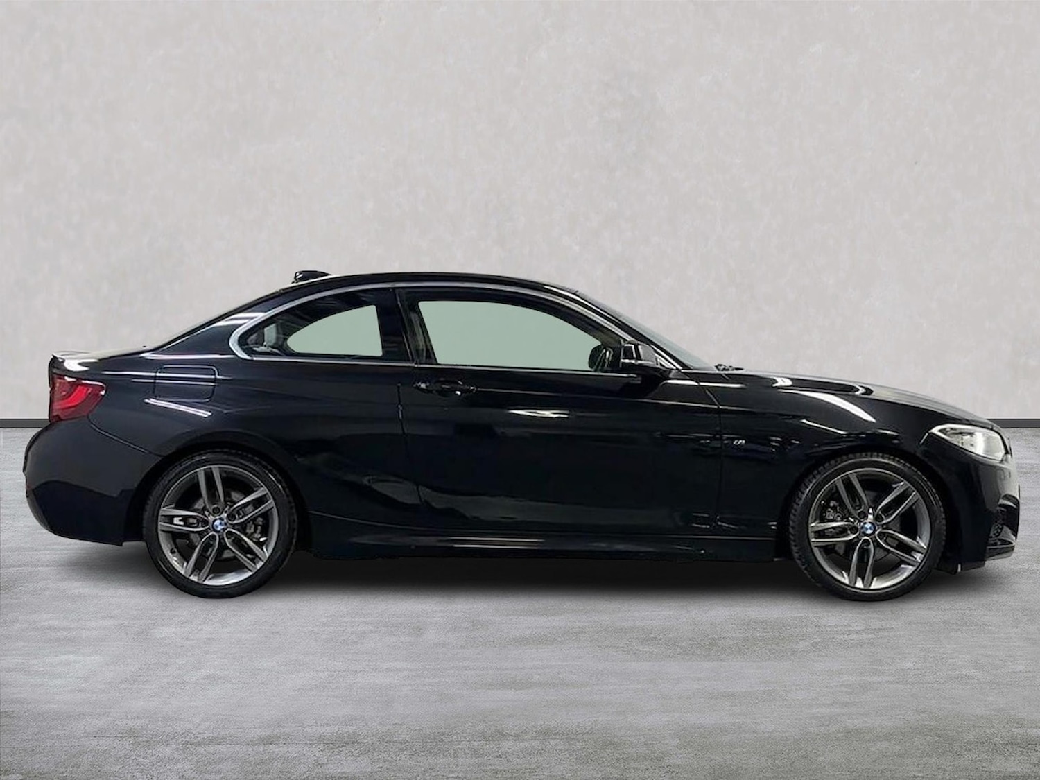 Used BMW 2 Series 2016 for sale - 76543039: Photo 3