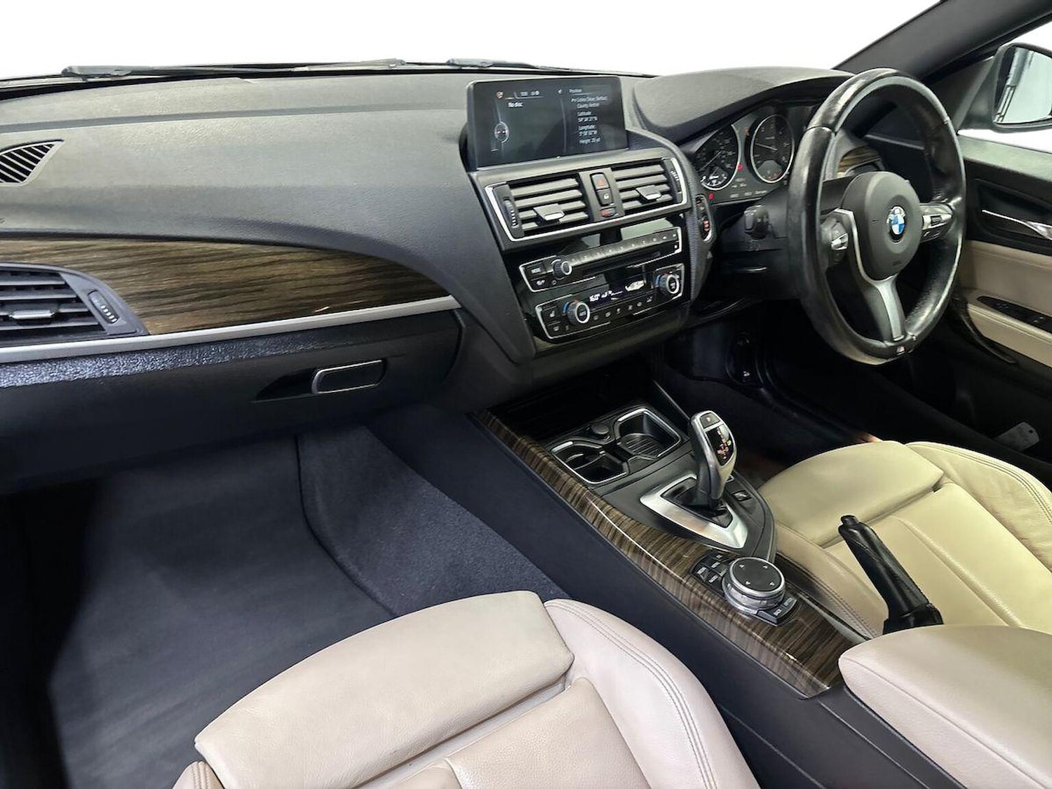 Used BMW 2 Series 2016 for sale - 76543039: Photo 7