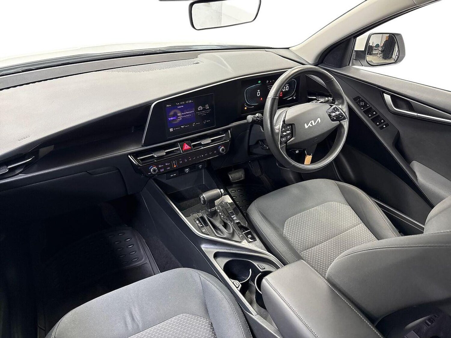 Used Kia Niro 2023 for sale - 77797015: Photo 8