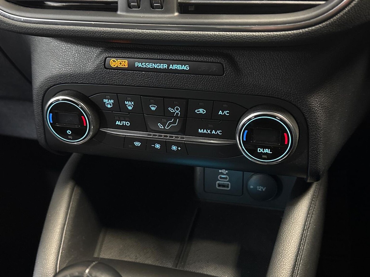 Used Ford Kuga 2022 for sale - 77003663: Photo 23