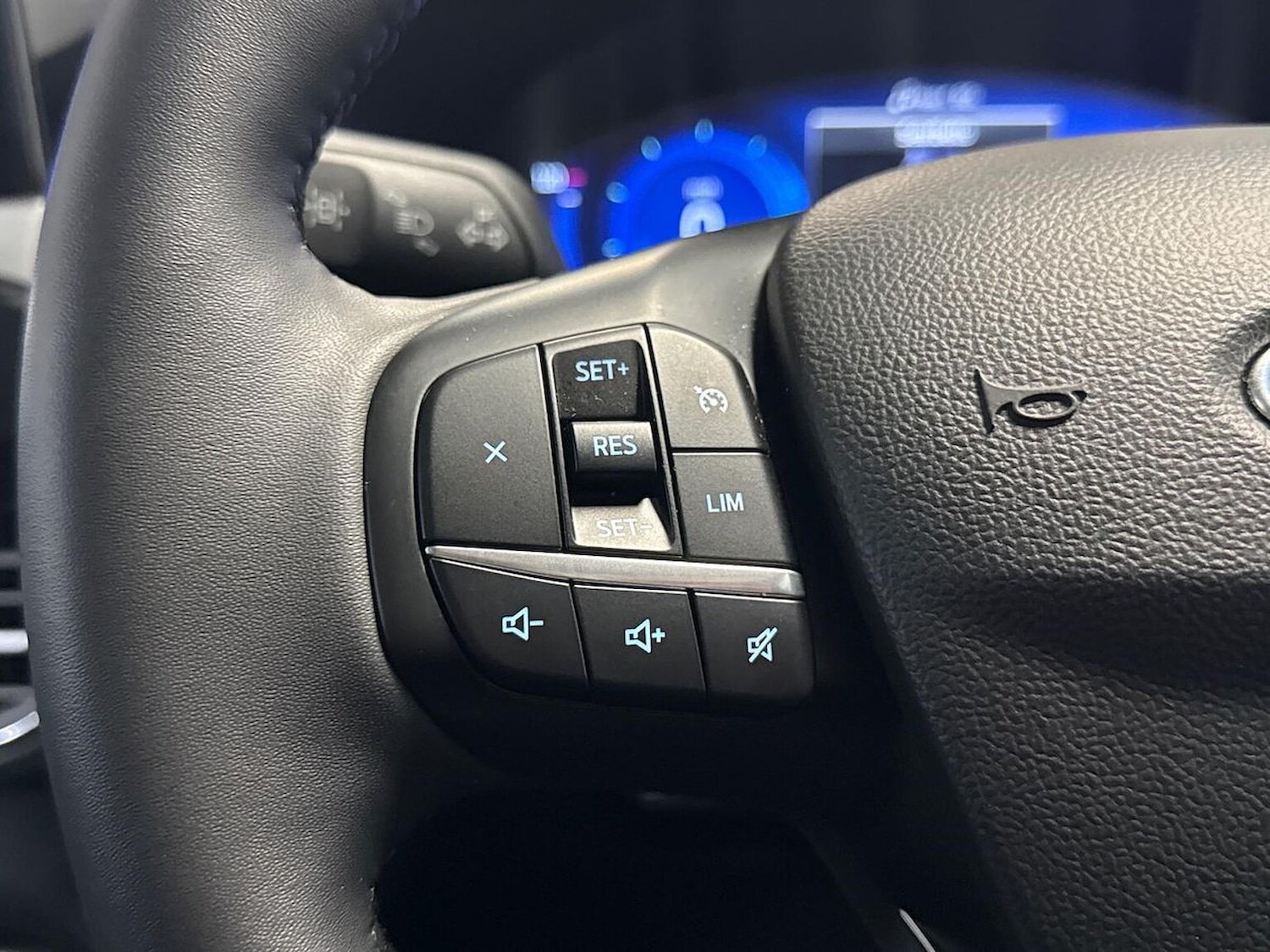 Used Ford Kuga 2022 for sale - 77003663: Photo 24