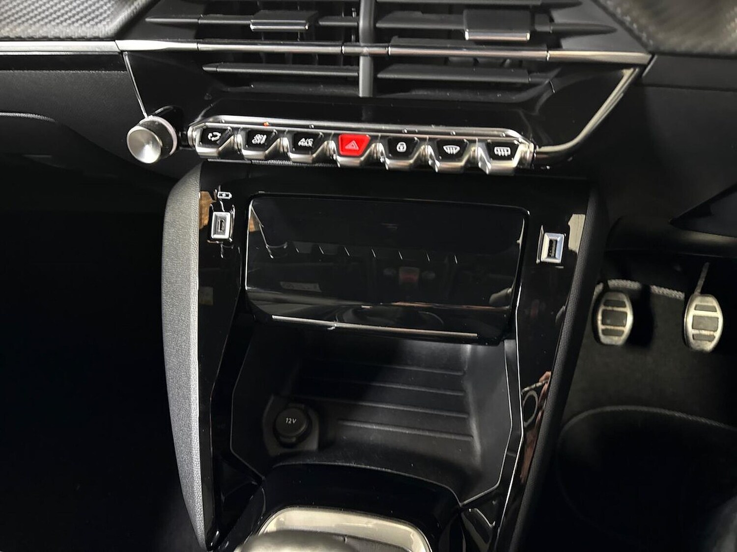 Used Peugeot 2008 2023 for sale - 77789515: Photo 12