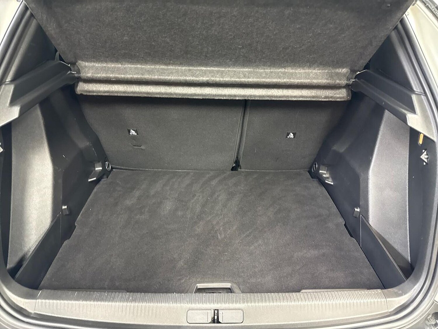 Used Peugeot 2008 2023 for sale - 77789515: Photo 17