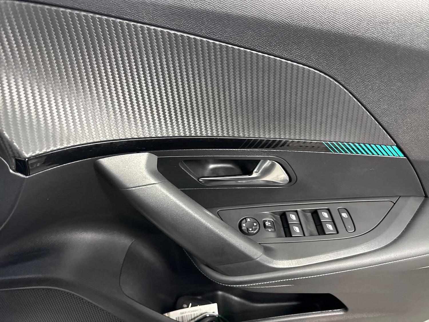 Used Peugeot 2008 2023 for sale - 77789515: Photo 21