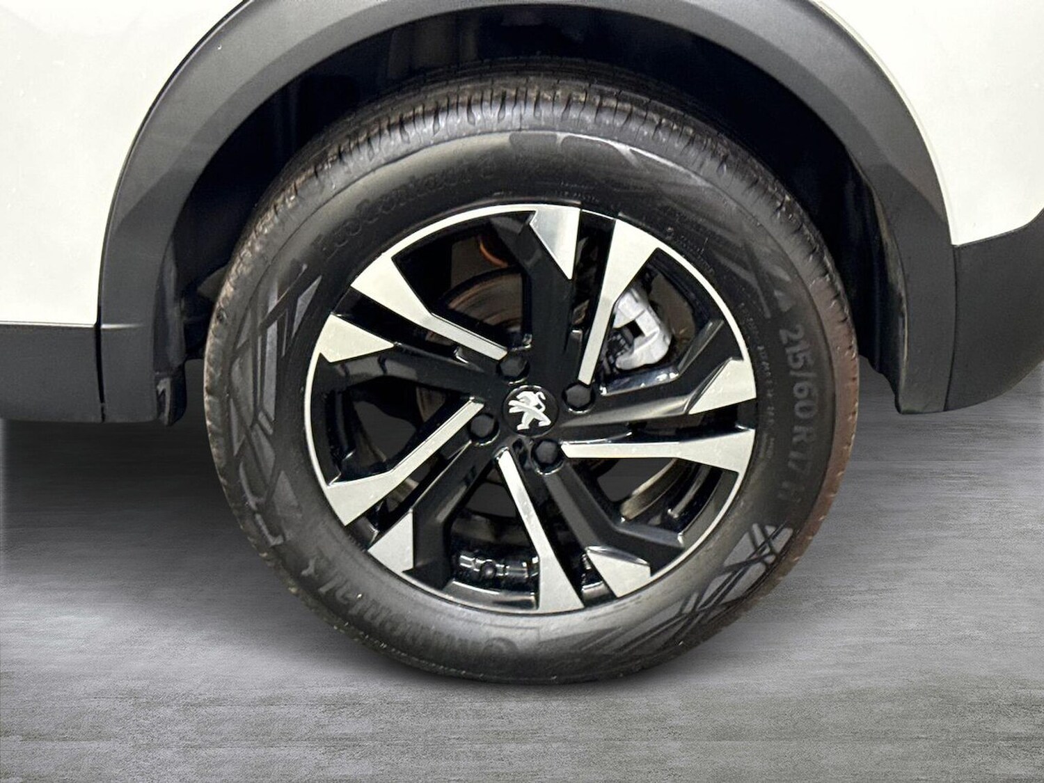 Used Peugeot 2008 2023 for sale - 77789515: Photo 6