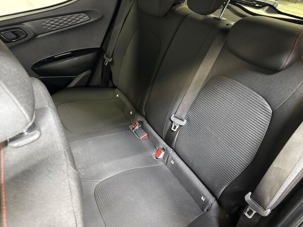 Used Hyundai i10 2022 for sale - 76114320: Photo 16