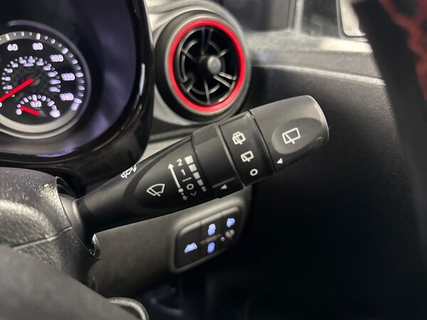 Used Hyundai i10 2022 for sale - 76114320: Photo 26