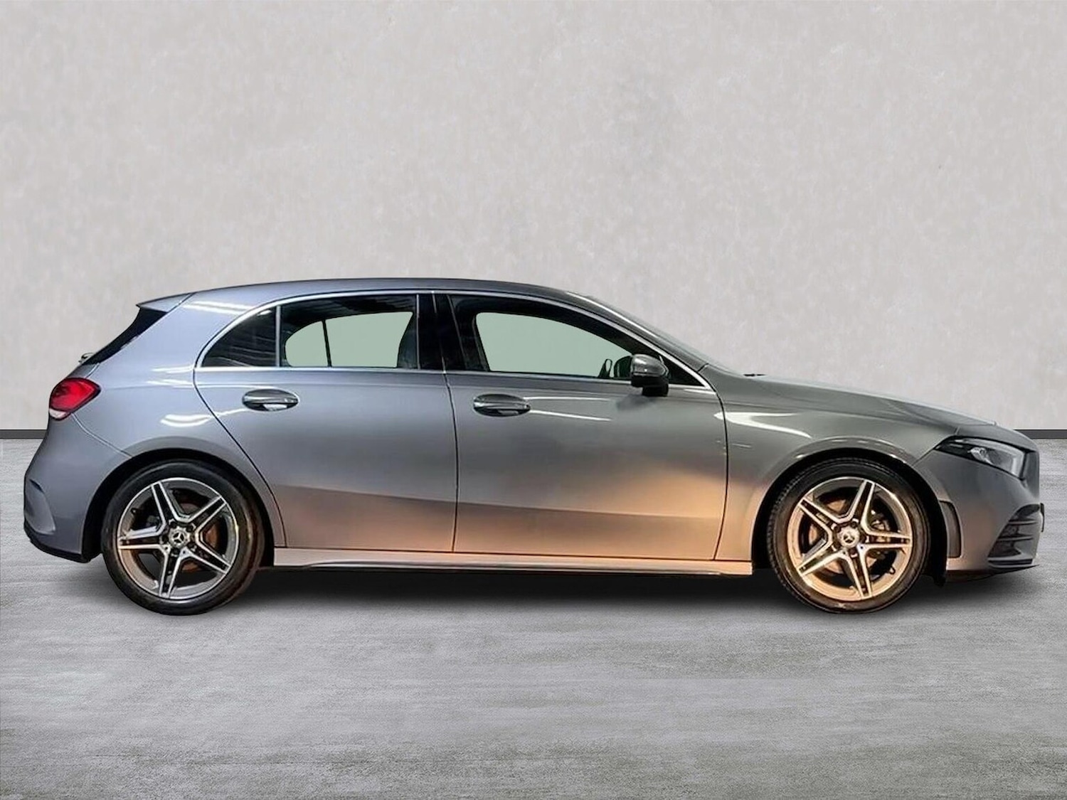 Used Mercedes-Benz A-Class 2019 for sale - 77073209: Photo 3