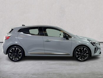Used Renault Clio 2025 for sale - 78956924: Photo
