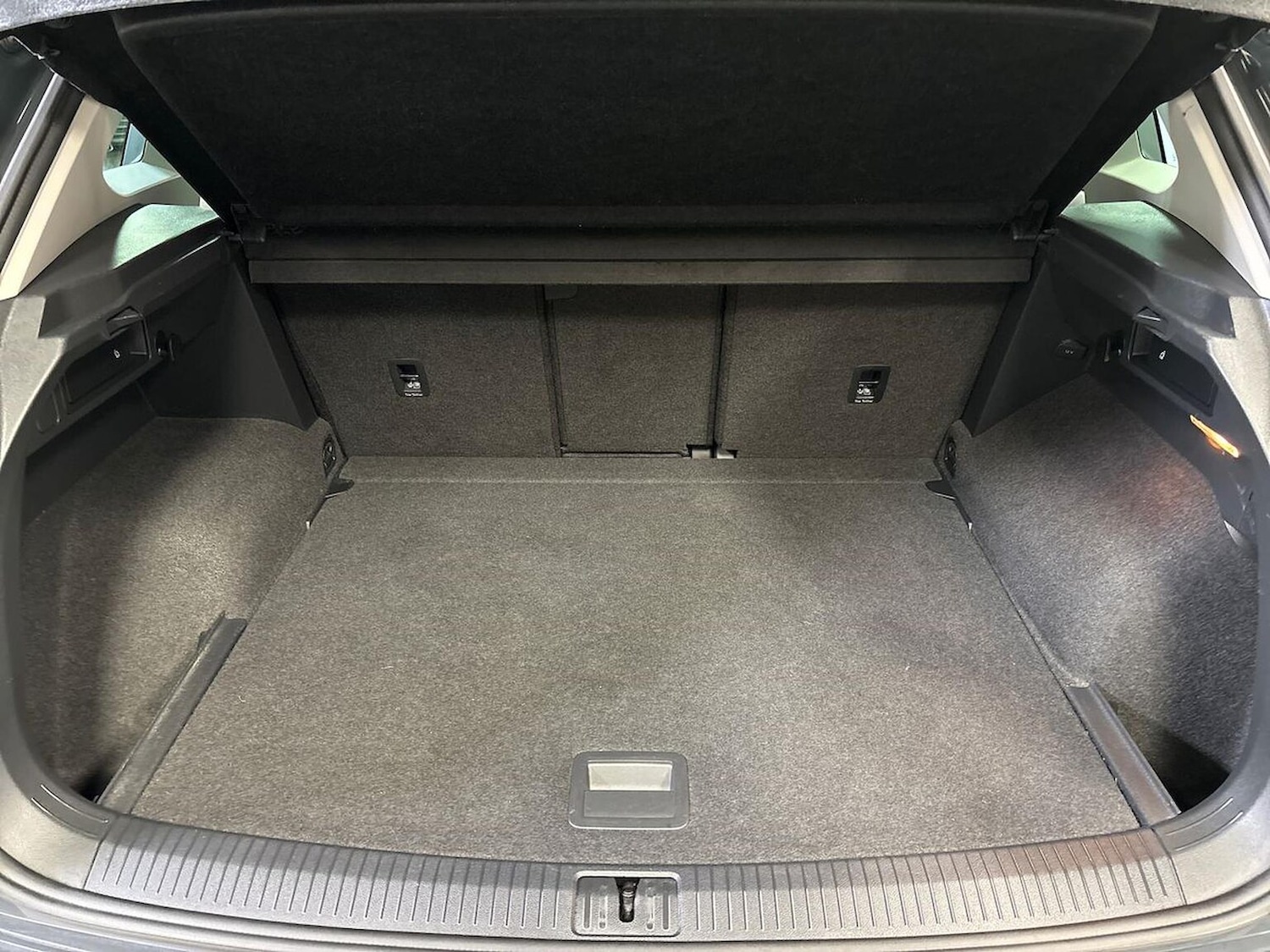 Used Volkswagen Tiguan 2017 for sale - 76905009: Photo 17