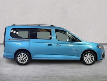 Used Ford Tourneo Connect 2023 for sale - 79360024: Photo