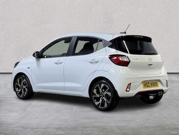 Used Hyundai i10 2024 for sale - 76264407: Photo