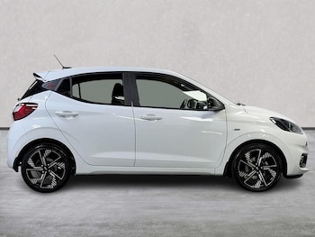Used Hyundai i10 2024 for sale - 76264407: Photo