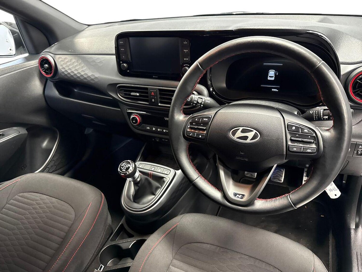 Used Hyundai i10 2024 for sale - 76264407: Photo 9
